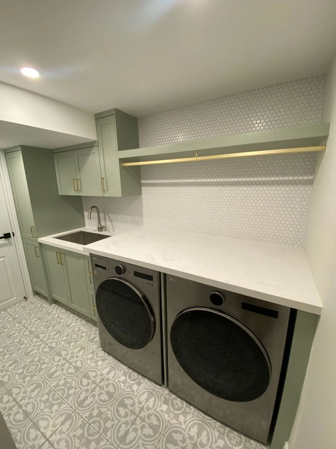 Basements, photo 12