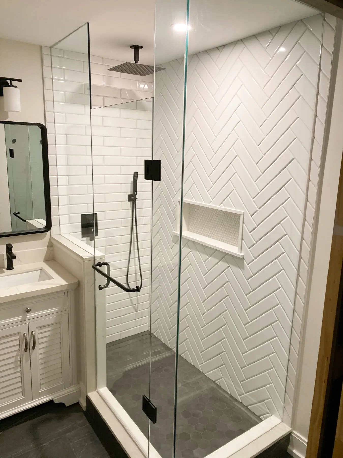 Bathrooms, photo 6