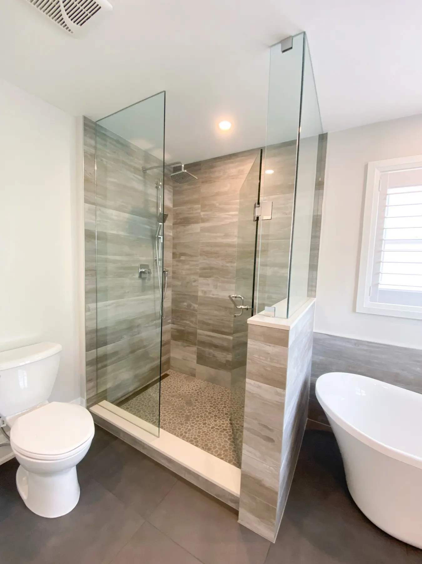 Bathrooms, photo 10