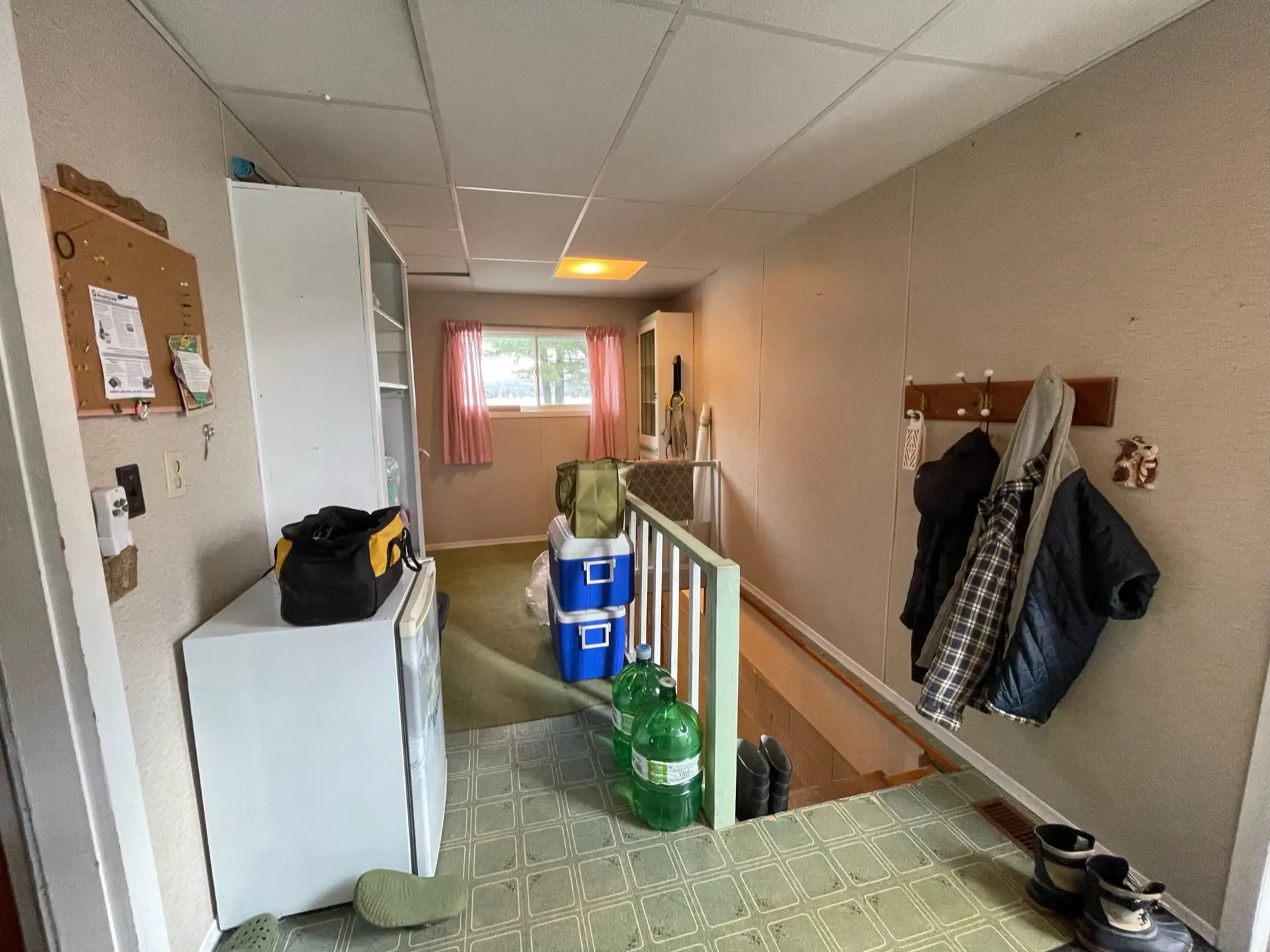 Haliburton Cottage, mudroom before the renovation