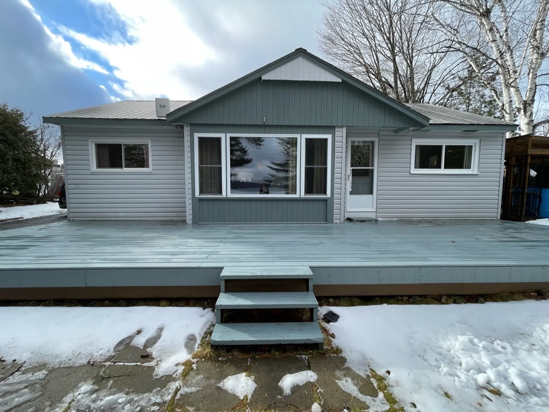 Haliburton Cottage, front exterior before the renovation