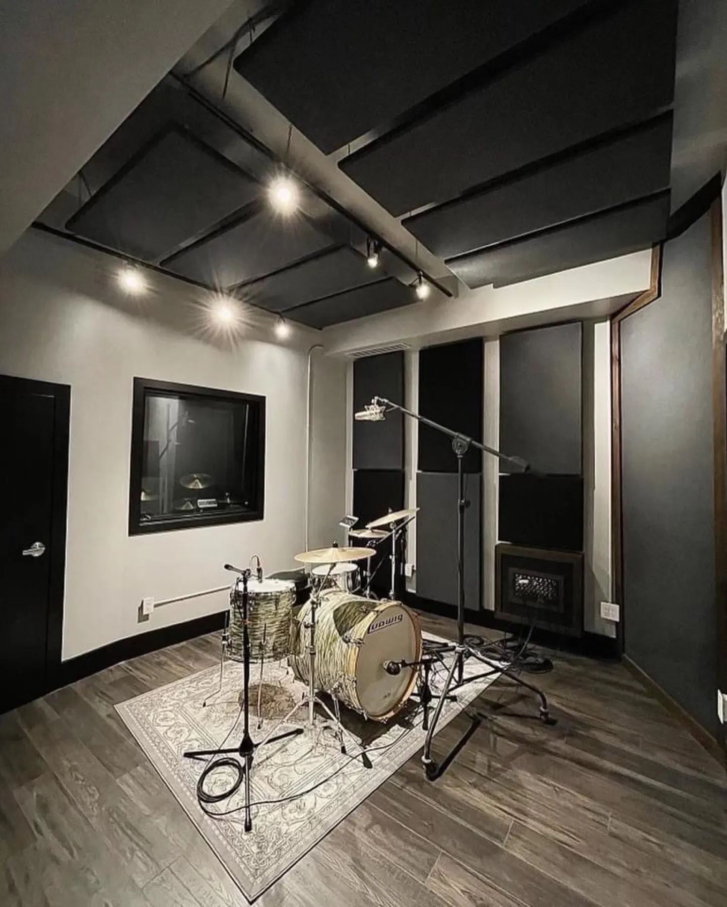 House of Chords, photo 8