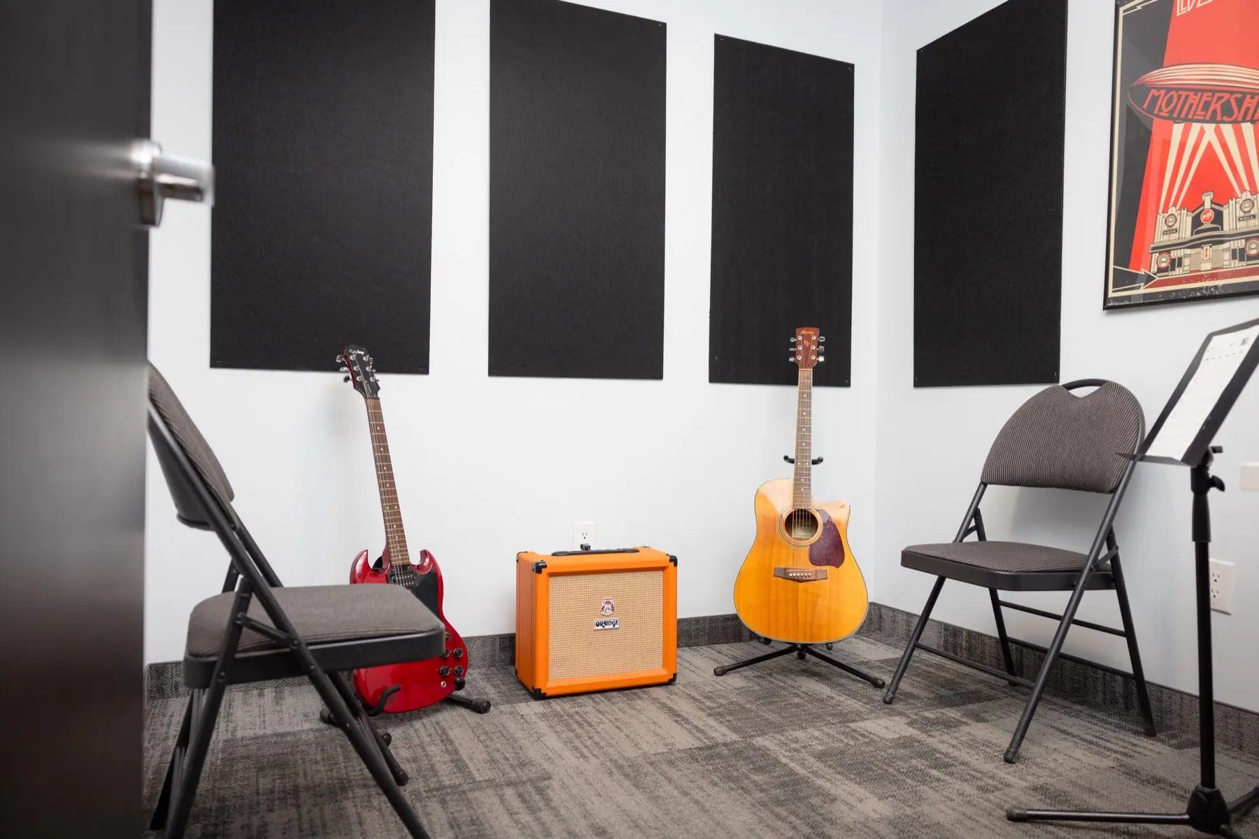 House of Chords, photo 11